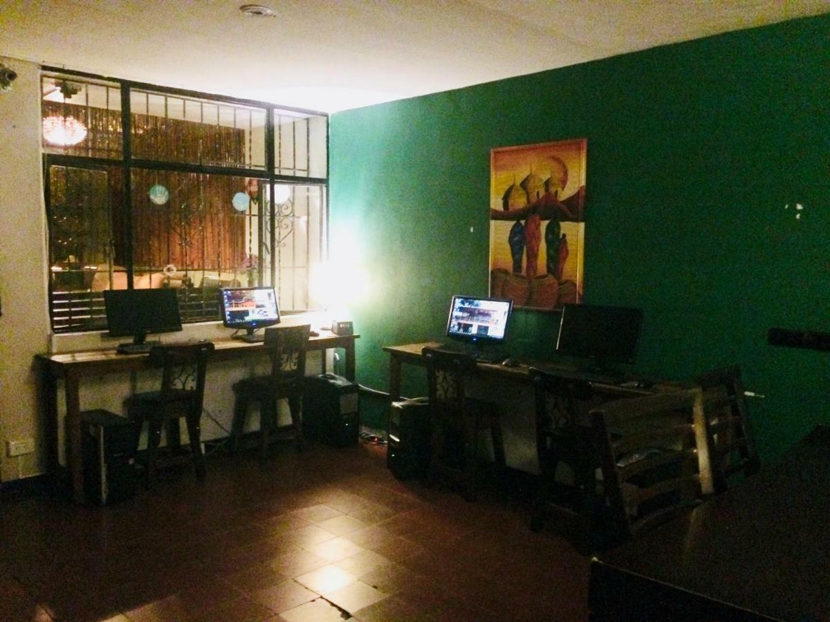 Casa Kiwi Hostel Μεντεγίν Εξωτερικό φωτογραφία